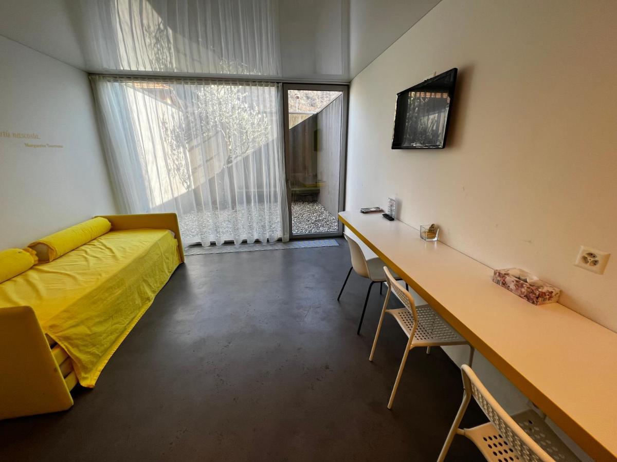 Chromotel Self Check-In Mezzovico エクステリア 写真